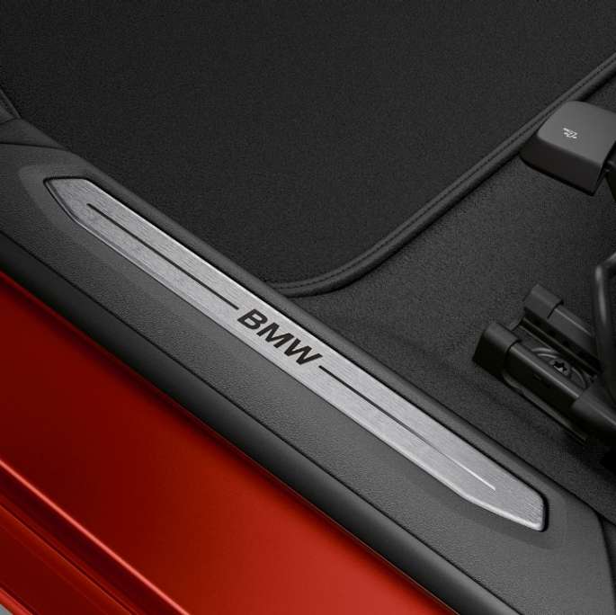 Door sill finishers BMW 2 Series Gran Coupé Model Sport Line Door sill finishers BMW 2 Series Gran Coupé Model Sport Line Melbourne Red F44 interior