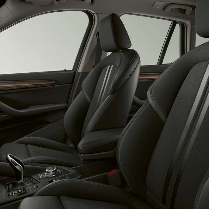 BMW X1, Model Advantage, upholstery BMW X1, Model Advantage, interior with focus on upholstery