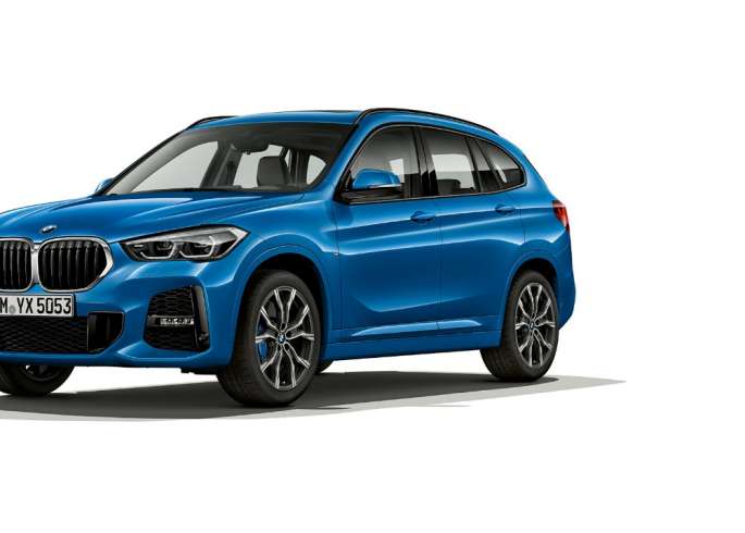 BMW X1, Model M Sport, three-quarter front view BMW X1, Model M Sport, three-quarter front view studio shot