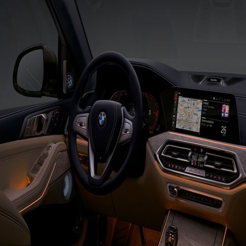 Ambient light The instrument cluster is framed by ambient light in orange