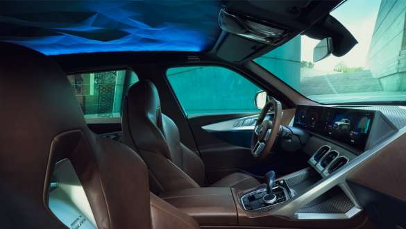BMW Concept XM (G09) interior side view close-up Headliner BMW Concept XM (G09) interior side view close-up Headliner