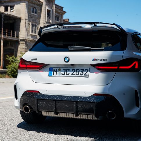 BMW M135i xDrive M Performance design 04 BMW 1 Series BMW M135i xDrive M Performance design 04
