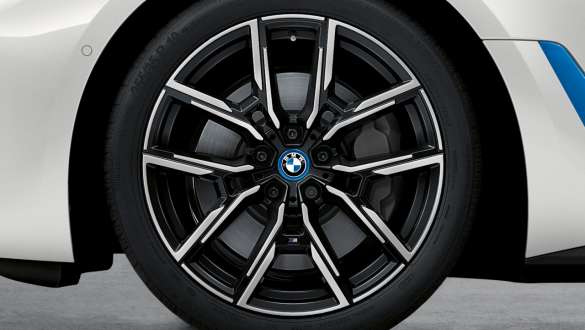 Original BMW complete wheel, 19" M light alloy wheel Y-spoke style 859 M Bicolor Original BMW complete wheel, 19" M light alloy wheel Y-spoke style 859 M Bicolor