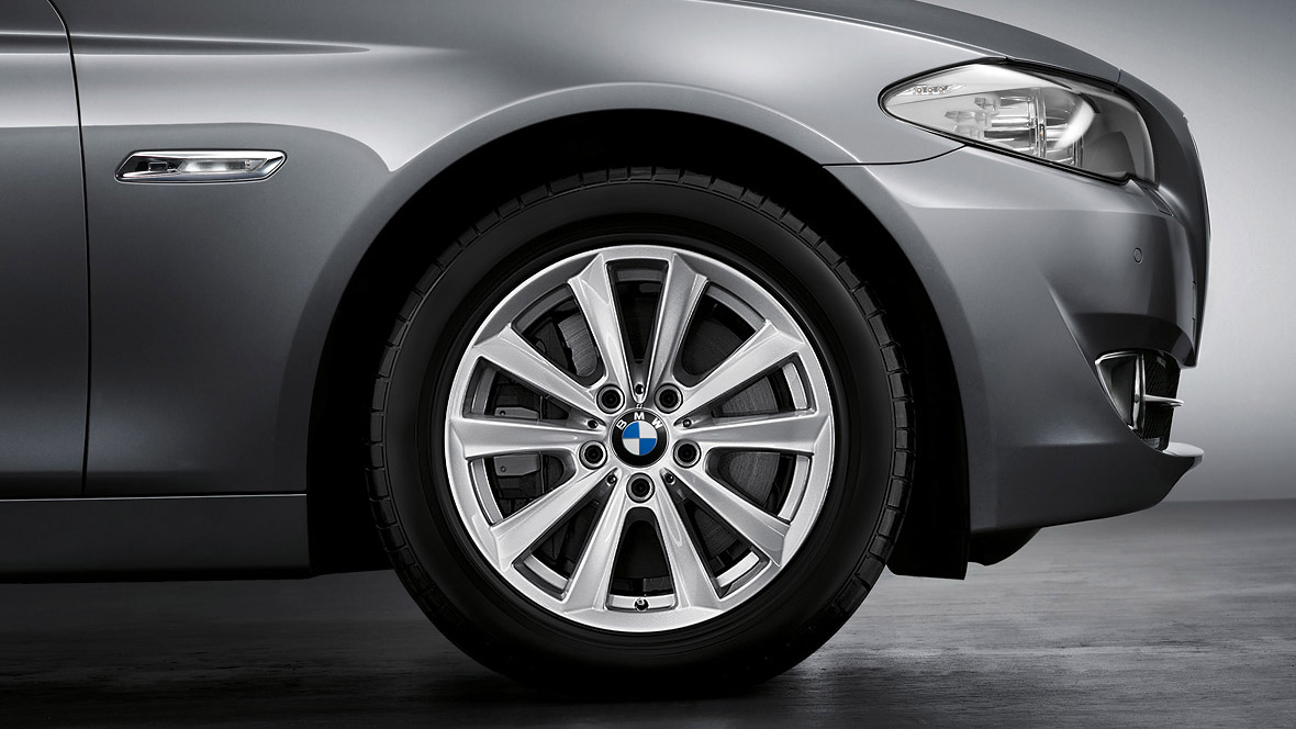 17'' BMW light alloy wheel V-spoke style 236