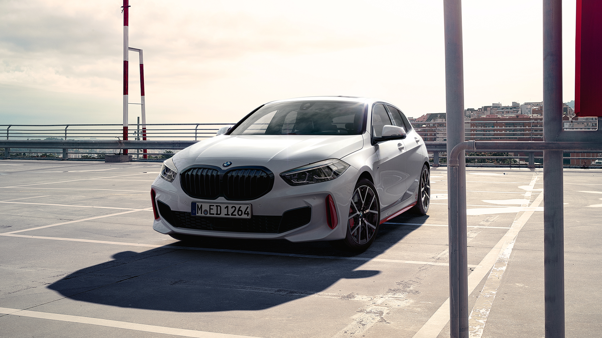 BMW 1 Series Digital Key. BMW 1 Series being opened with a smartphone by means of Digital Key.