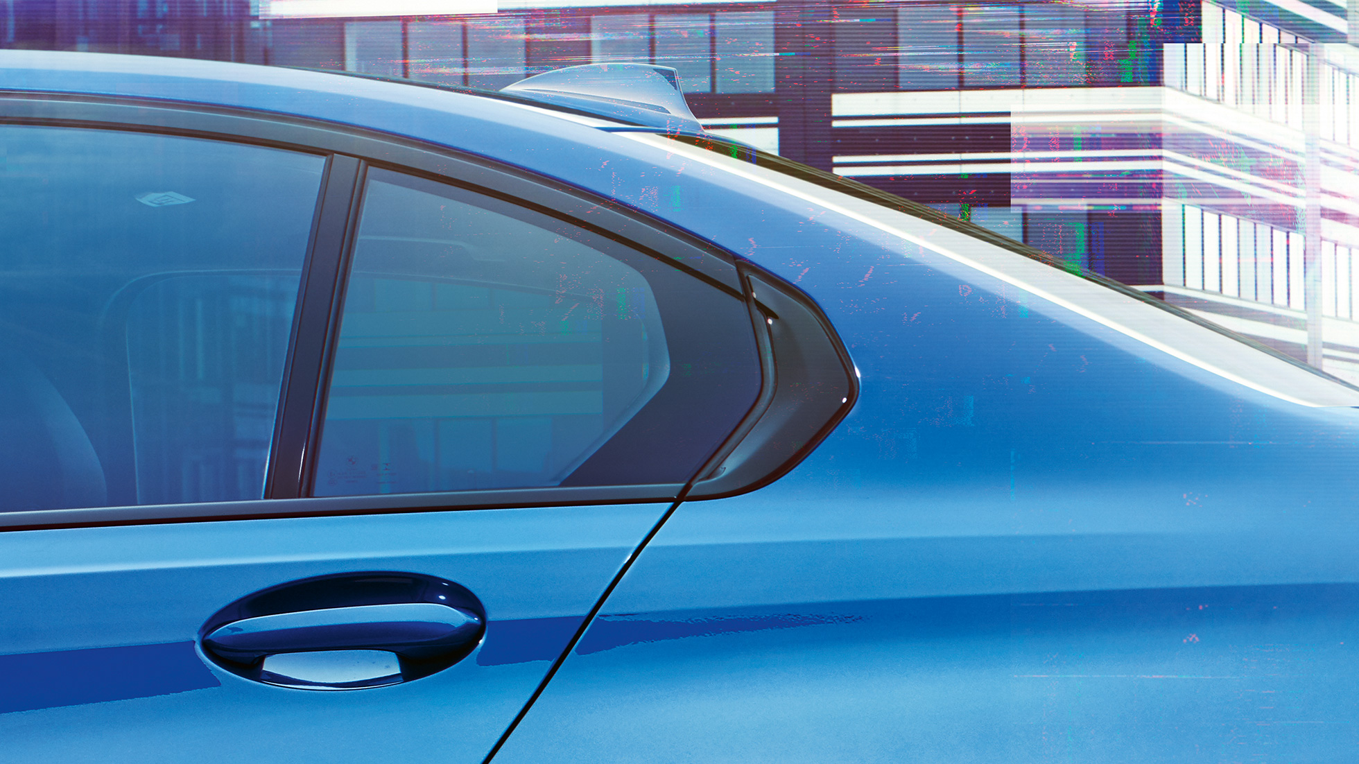 BMW 3 Series Sedan, Hofmeister-kink. Lateral detail view of the rear window with Hofmeister kink.