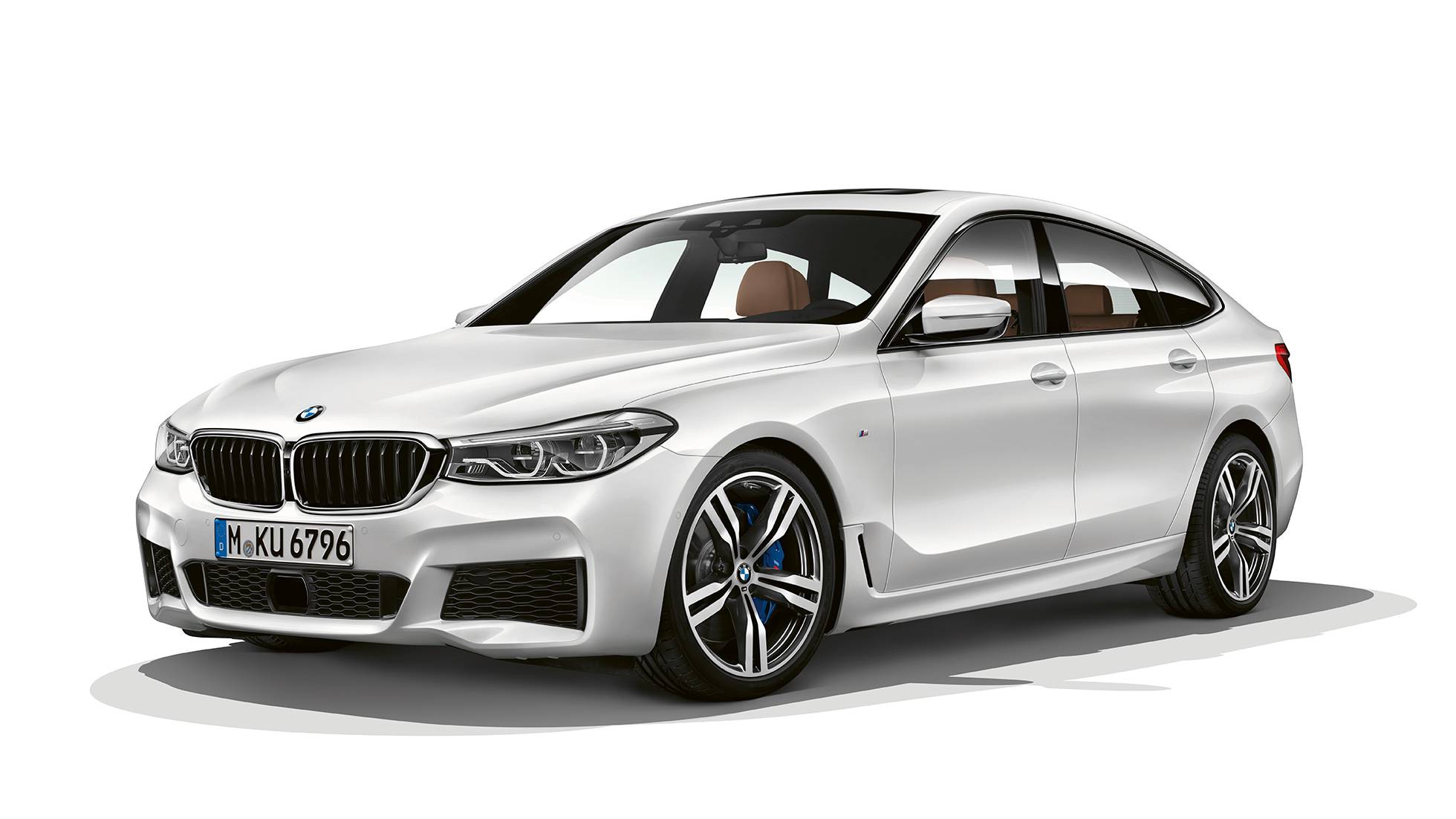 BMW 6 Series Gran Turismo G32 M Sport package three-quarter front view BMW 6 Series Gran Turismo G32 2017 M Sport package Mineral white metallic three-quarter front view