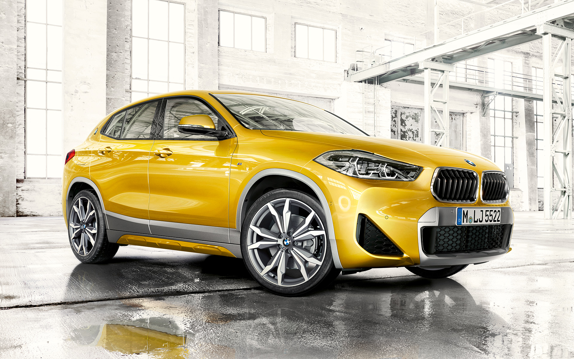 BMW X2 F39 2020 Brooklyn Grey three quarter front view Double kidney