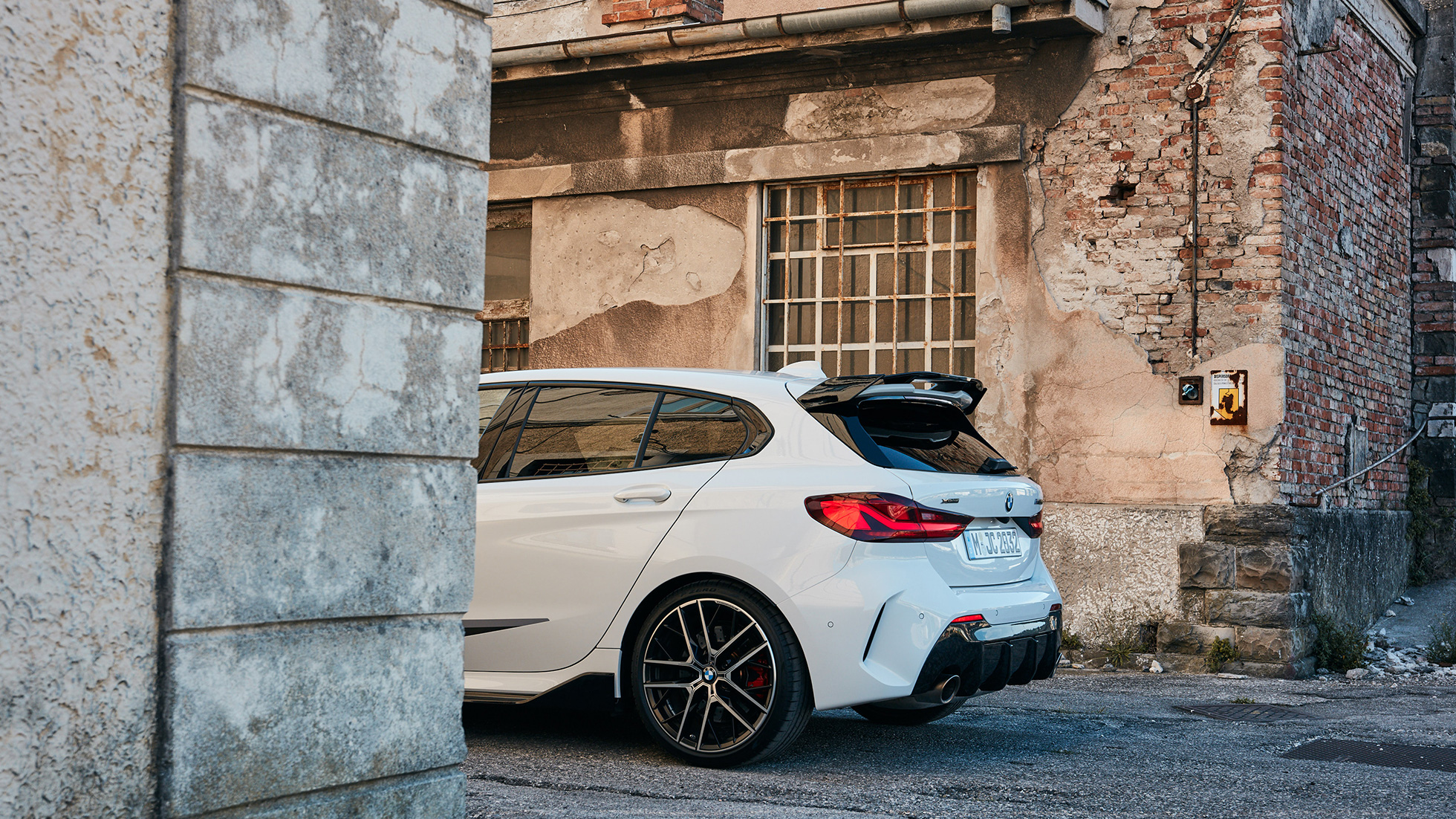 BMW M135i xDrive M Performance design 08 BMW 1 Series BMW M135i xDrive M Performance design 08