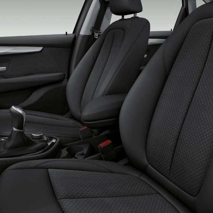 Sport seats BMW 2 Series Active Tourer 218i F45 interior