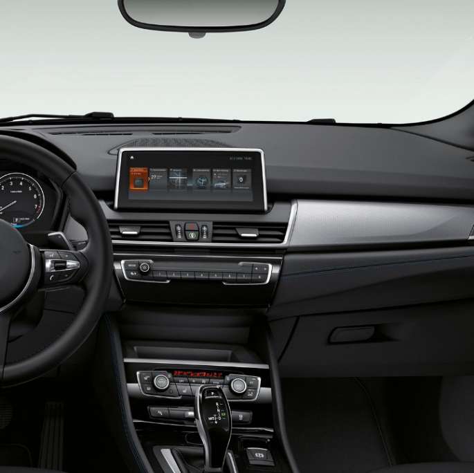 Cockpit BMW 2 Series Active Tourer 220d xDrive Model M Sport F45 interior